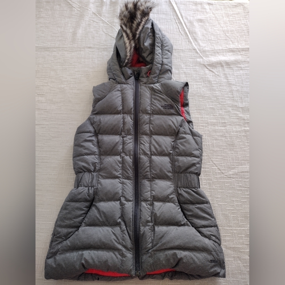 THE NORTH FACE Gray Faux Fur Hood 550 GOOSE DOWN Full Zip Vest Women's Size XS